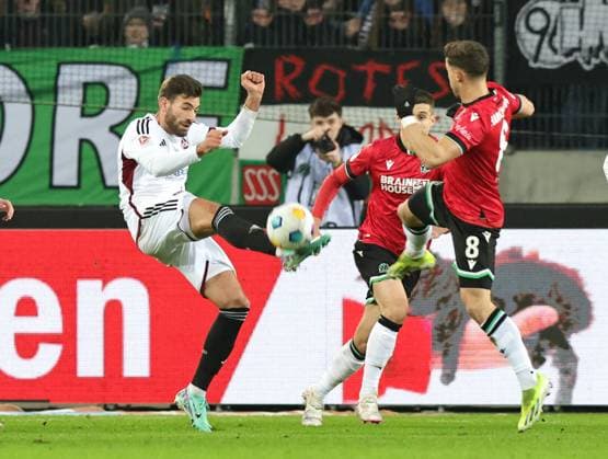 26 01 2024 Soccer Season 2023 2024 2 Soccer Bundesliga 19 Matchday Hannover 96 H96 1 FC Nürnberg FCN Club Sportfoto Zink DaMa xdaxmax DFL regulations prohibit any use of photographs as image sequences and or quasi video only for editorial use Enrico Valentini 22, 1 FC Nürnberg FCN Enzo Leopold 8, Hannover 96 H96
