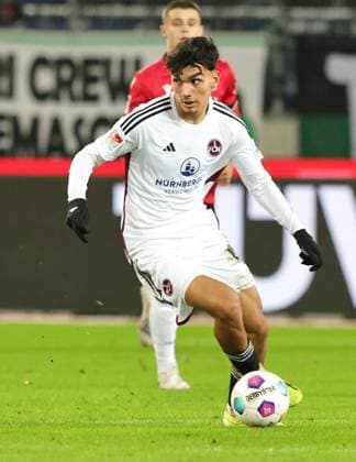 26 01 2024 Soccer Season 2023 2024 2 Soccer Bundesliga 19 Matchday Hannover 96 H96 1 FC Nürnberg FCN Club Sportfoto Zink DaMa xdaxmax DFL regulations prohibit any use of photographs as image sequences and or quasi video only for editorial use Can Yilmaz Uzun 42, 1 FC Nürnberg FCN Freisteller Einzelbild