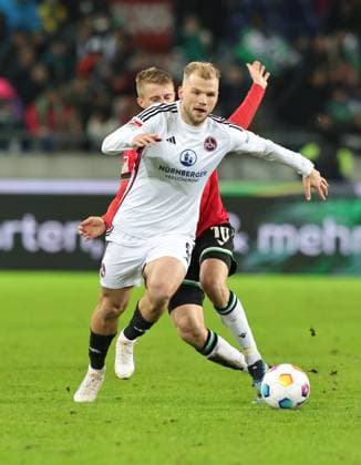 26 01 2024 Soccer Season 2023 2024 2 Soccer Bundesliga 19 Matchday Hannover 96 H96 1 FC Nürnberg FCN Club Sportfoto Zink DaMa xdaxmax DFL regulations prohibit any use of photographs as image sequences and or quasi video only for editorial use Sebastian Ernst 10, Hannover 96 H96 Johannes Geis 5, 1 FC Nürnberg FCN
