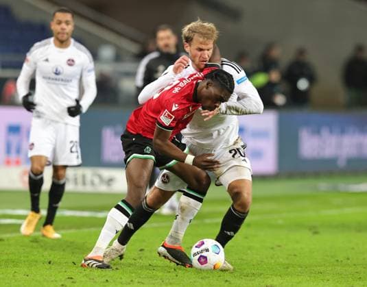 26 01 2024 Soccer Season 2023 2024 2 Soccer Bundesliga 19 Matchday Hannover 96 H96 1 FC Nürnberg FCN Club Sportfoto Zink DaMa xdaxmax DFL regulations prohibit any use of photographs as image sequences and or quasi video only for editorial use Derrick Köhn Koehn 18, Hannover 96 H96 Sebastian Andersson 20, 1 FC Nürnberg FCN