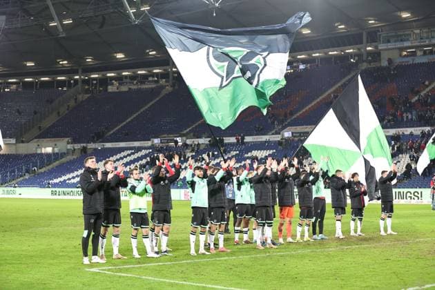 26 01 2024 Soccer Season 2023 2024 2 Soccer Bundesliga 19 Matchday Hannover 96 H96 1 FC Nürnberg FCN Club Sportfoto Zink DaMa xdaxmax DFL regulations prohibit any use of photographs as image sequences and or quasi video only for editorial use joy jubilation after end of match team Hannover 96 H96 team celebrates after end of match with spectators audience fans