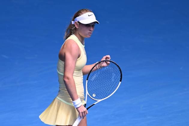 TENNIS AUSTRALIAN OPEN, Emerson Jones of Australia during the junior girls singles final against Renata Jamrichova of Slovakia on Day 14 of the 2024 Australian Open at Melbourne Park in Melbourne, Saturday, January 27, 2024. ( NO ARCHIVING, EDITORIAL USE ONLY, NO USE IN BOOKS WITHOUT CONSENT MELBOURNE VICTORIA AUSTRALIA  Copyright: xJOELxCARRETTx 20240127001894153980