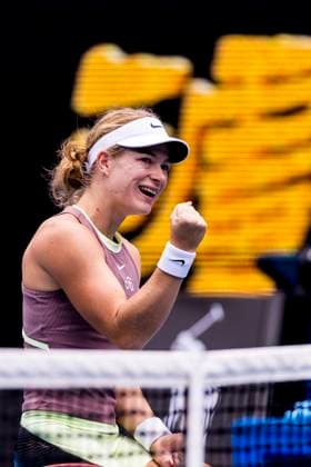 MELBOURNE, VIC - JANUARY 27: Diede se Grout of the Netherlands celebrates after winning her match during the finals of the wheelchair event in the 2024 Australian Open on January 27 2024, at Melbourne Park in Melbourne, Australia. (Photo by Jason Heidrich Icon Sportswire) TENNIS: JAN 27 Australian Open EDITORIAL USE ONLY Icon240127035