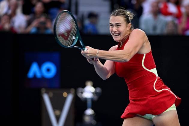 TENNIS AUSTRALIAN OPEN, Aryna Sabalenka of Belarus in action during her Women?s Singles Final against Qinwen Zheng of China on Rod Laver Arena on Day 14 of the 2024 Australian Open at Melbourne Park in Melbourne, Thursday, January 25, 2024. ( NO ARCHIVING, EDITORIAL USE ONLY, NO USE IN BOOKS WITHOUT CONSENT MELBOURNE VICTORIA AUSTRALIA  Copyright: xJOELxCARRETTx 20240127001894213658