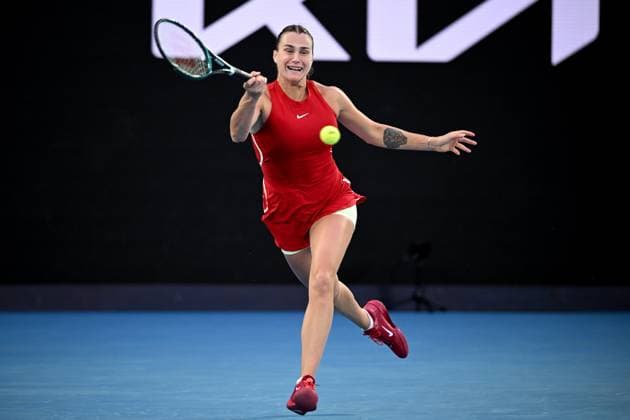TENNIS AUSTRALIAN OPEN, Aryna Sabalenka of Belarus in action during her Women?s Singles Final against Qinwen Zheng of China on Rod Laver Arena on Day 14 of the 2024 Australian Open at Melbourne Park in Melbourne, Thursday, January 25, 2024. ( NO ARCHIVING, EDITORIAL USE ONLY, NO USE IN BOOKS WITHOUT CONSENT MELBOURNE VICTORIA AUSTRALIA  Copyright: xJOELxCARRETTx 20240127001894214745