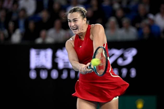 TENNIS AUSTRALIAN OPEN, Aryna Sabalenka of Belarus in action during her Women?s Singles Final against Qinwen Zheng of China on Rod Laver Arena on Day 14 of the 2024 Australian Open at Melbourne Park in Melbourne, Thursday, January 25, 2024. ( NO ARCHIVING, EDITORIAL USE ONLY, NO USE IN BOOKS WITHOUT CONSENT MELBOURNE VICTORIA AUSTRALIA  Copyright: xJOELxCARRETTx 20240127001894222864
