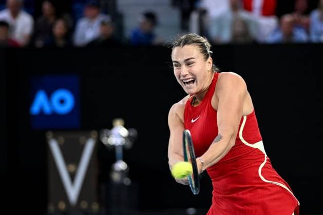 TENNIS AUSTRALIAN OPEN, Aryna Sabalenka of Belarus in action during her Women?s Singles Final against Qinwen Zheng of China on Rod Laver Arena on Day 14 of the 2024 Australian Open at Melbourne Park in Melbourne, Thursday, January 25, 2024. ( NO ARCHIVING, EDITORIAL USE ONLY, NO USE IN BOOKS WITHOUT CONSENT MELBOURNE VICTORIA AUSTRALIA  Copyright: xJOELxCARRETTx 20240127001894222919