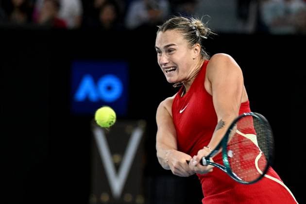 TENNIS AUSTRALIAN OPEN, Aryna Sabalenka of Belarus in action during her Women?s Singles Final against Qinwen Zheng of China on Rod Laver Arena on Day 14 of the 2024 Australian Open at Melbourne Park in Melbourne, Thursday, January 25, 2024. ( NO ARCHIVING, EDITORIAL USE ONLY, NO USE IN BOOKS WITHOUT CONSENT MELBOURNE VICTORIA AUSTRALIA  Copyright: xJOELxCARRETTx 20240127001894223556