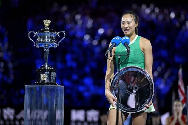 TENNIS AUSTRALIAN OPEN, Qinwen Zheng of China holds the runner ups trophy following her Women?s Singles Final loss to Aryna Sabalenka of Belarus on Rod Laver Arena on Day 14 of the 2024 Australian Open at Melbourne Park in Melbourne, Saturday, January 27, 2024. ( NO ARCHIVING, EDITORIAL USE ONLY, NO USE IN BOOKS WITHOUT CONSENT MELBOURNE VICTORIA AUSTRALIA  Copyright: xJOELxCARRETTx 20240127001894238264