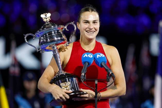 Aryna Sabalenka with the trophy, trophy, womens singles, award ceremony, presentation, Australian Open 2024, Melbourne Park, Melbourne, Victoria, Australia Copyright: xJuergenxHasenkopfx