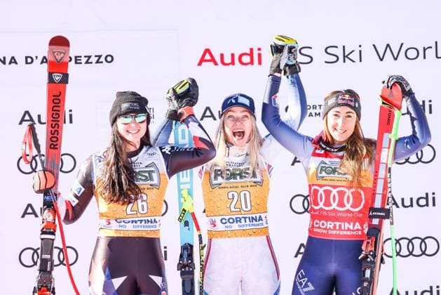 Bilder des Jahres 2024, Sport 01 Januar Sport Themen der Woche KW04 ALPINE SKIING - FIS WC Cortina D Ampezzo CORTINA D AMPEZZO,ITALY,27.JAN.24 - ALPINE SKIING - FIS World Cup, downhill, ladies. Image shows Jacqueline Wiles (USA), Ragnhild Mowinckel (NOR) and Sofia Goggia (ITA).  GEPAxpictures xMathiasxMandl