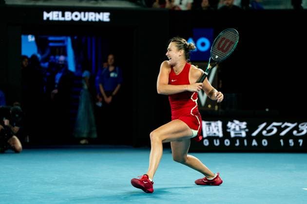 Aryna Sabalenka (RUS) TENNIS : Open Australie 2024 - Melbourne - 27 01 2024 VirginieBouyer Panoramic 