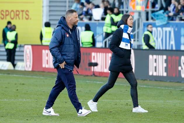 27 01 2024, xavx, Soccer 2 Bundesliga, SV Wehen Wiesbaden Hertha BSC Berlin emspor, v l coach Pal Dardai Hertha BSC disappointed, disappointed looking, dissapointed DFL DFB REGULATIONS PROHIBIT ANY USE OF PHOTOGRAPHS as IMAGE SEQUENCES and or QUASI VIDEO Wiesbaden
