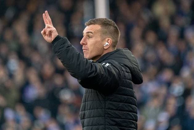 Uwe Huenemeier SC Paderborn 07, Co Coach GER, VfL Osnabrueck vs SC Paderborn 07, Football, 2 Bundesliga, Matchday 19, Season 2023 2024, 27 01 2024 DFL REGULATIONS PROHIBIT ANY USE OF PHOTOGRAPHS AS IMAGE SEQUENCES AND OR QUASI VIDEO VfL Osnabrueck vs SC Paderbron 07, Football, 2 Bundesliga, Matchday 19, Season 2023 2024, 27 01 2024 Osnabrueck Copyright: xEibner-Pressefoto FabioxDeinertx EP_FDT
