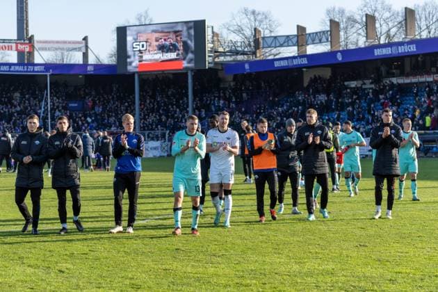 SC Paderborn 07 Team GER, VfL Osnabrueck vs SC Paderborn 07, Football, 2 Bundesliga, Matchday 19, Season 2023 2024, 27 01 2024 DFL REGULATIONS PROHIBIT ANY USE OF PHOTOGRAPHS AS IMAGE SEQUENCES AND OR QUASI VIDEO VfL Osnabrueck vs SC Paderbron 07, Football, 2 Bundesliga, Matchday 19, Season 2023 2024, 27 01 2024 Osnabrueck Copyright: xEibner-Pressefoto FabioxDeinertx EP_FDT