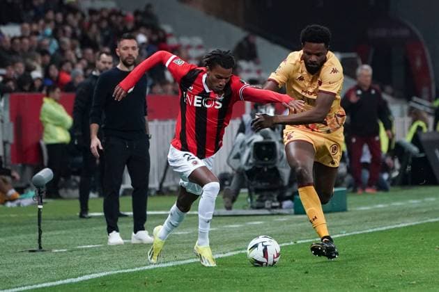 Hicham Boudaoui (OGC Nice) - Kevin N Doram (FC Metz) FOOTBALL : OGC Nice vs FC Metz - Ligue 1 Uber Eats - Nice - 27 01 2024 NorbertScanella Panoramic 