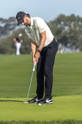 LA JOLLA, CA - JANUARY 27: Patrick Rodgers putts on the second hole green during the final round of the PGA, Golf Herren Tour Farmer™s Insurance Open, at Torrey Pines Golf Course, Saturday, January 27, 2024, in La Jolla, California. (Photo by Tony Ding Icon Sportswire) GOLF: JAN 27 PGA Farmers Insurance Open EDITORIAL USE ONLY Icon46520240127046
