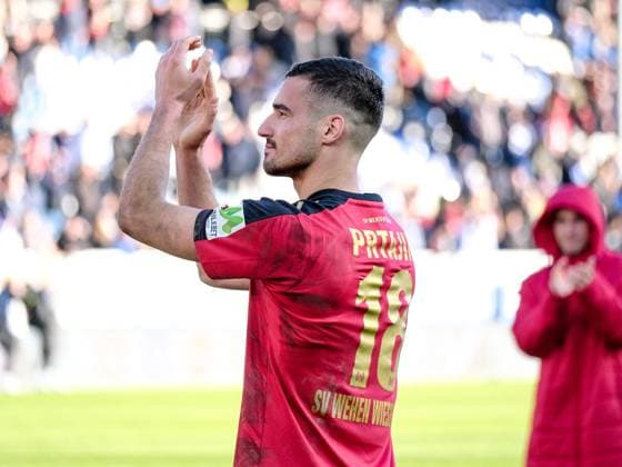 Ivan Prtajin SV Wehen Wiesbaden, 18 is happy about the victory, GER, SV Wehen Wiesbaden vs Hertha BSC, Football, 2 Bundesliga, Matchday 19, Season 2023 2024, 27 01 2024 DFL REGULATES PROHIBIT ANY USE OF PHOTOGRAPHS AS IMAGE SEQUENCES AND OR QUASI VIDEO GER, SV Wehen Wiesbaden vs Hertha BSC, Football, 2 Bundesliga, Matchday 19, Season 2023 2024, 27 01 2024 Wiesbaden Copyright: xEibner-Pressefoto FlorianxWieganx EP_FWD