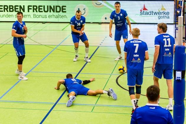 27 01 2024, GER, 2 BL Maenner Sued, Volleyball, Saison 2023 2024, Blue Volleys Gotha vs TV Rottenburg 1861 Dominik Duchac Blue Volleys Gotha Werner, Robert Blue Volleys Gotha Gorski, Tomasz Blue Volleys Gotha Assmann, Christoph Blue Volleys Gotha Krochmann, Hannes Blue Volleys Gotha Harrison Paul McBean Blue Volleys Gotha 99867 Gotha Ernestiner Halle Thüringen Germany