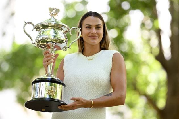 TENNIS AUSTRALIAN OPEN, Aryna Sabalenka of Belarus poses for a photo with the Daphne Akhurst Memorial Cup following her win over Qinwen Zheng of China in the Women?s Singles Final at the 2024 Australian Open tennis tournament in Melbourne, Sunday, January 28, 2024. ( NO ARCHIVING, EDITORIAL USE ONLY, NO USE IN BOOKS WITHOUT CONSENT MELBOURNE VICTORIA AUSTRALIA  Copyright: xJOELxCARRETTx 20240128001894577228