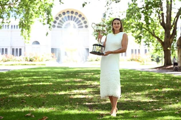 TENNIS AUSTRALIAN OPEN, Aryna Sabalenka of Belarus poses for a photo with the Daphne Akhurst Memorial Cup following her win over Qinwen Zheng of China in the Women?s Singles Final at the 2024 Australian Open tennis tournament in Melbourne, Sunday, January 28, 2024. ( NO ARCHIVING, EDITORIAL USE ONLY, NO USE IN BOOKS WITHOUT CONSENT MELBOURNE VICTORIA AUSTRALIA  Copyright: xJOELxCARRETTx 20240128001894577974