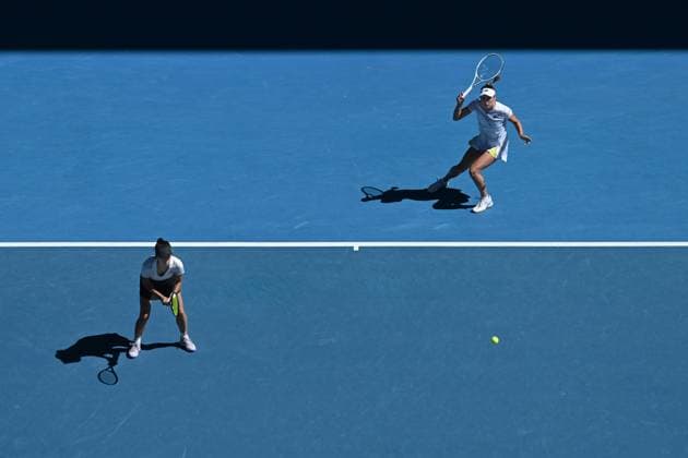 TENNIS AUSTRALIAN OPEN, Su-Wei Hsieh (left) of Chinese Taipei and Elise Mertens (right) of Belgium in action during the Women?s Doubles final against Lyudmyla Kichenok of Ukraine and Jelena Ostapemko of Latvia on Rod Laver Arena on Day 15 of the 2024 Australian Open at Melbourne Park in Melbourne, Thursday, January 25, 2024. ( NO ARCHIVING, EDITORIAL USE ONLY, NO USE IN BOOKS WITHOUT CONSENT MELBOURNE VICTORIA AUSTRALIA  Copyright: xJAMESxROSSx 20240128001894664201