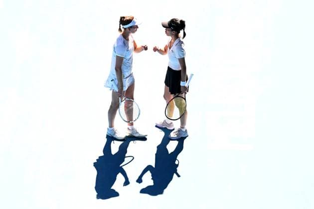 TENNIS AUSTRALIAN OPEN, Su-Wei Hsieh (right) of Chinese Taipei and Elise Mertens (left) of Belgium in action during the Women?s Doubles final against Lyudmyla Kichenok of Ukraine and Jelena Ostapemko of Latvia on Rod Laver Arena on Day 15 of the 2024 Australian Open at Melbourne Park in Melbourne, Thursday, January 25, 2024. ( NO ARCHIVING, EDITORIAL USE ONLY, NO USE IN BOOKS WITHOUT CONSENT MELBOURNE VICTORIA AUSTRALIA  Copyright: xJAMESxROSSx 20240128001894672002