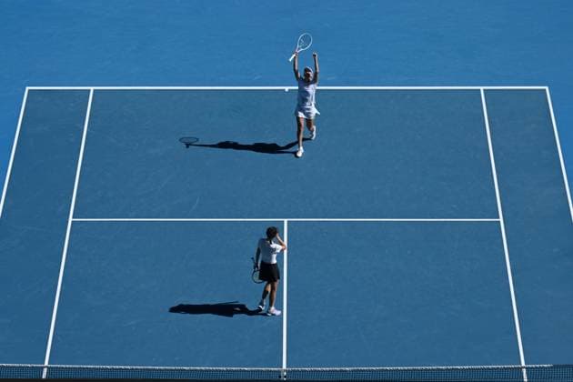 TENNIS AUSTRALIAN OPEN, Su-Wei Hsieh (bottom) of Chinese Taipei and Elise Mertens (top) of Belgium celebrate their Women?s Doubles final win against Lyudmyla Kichenok of Ukraine and Jelena Ostapemko of Latvia on Rod Laver Arena on Day 15 of the 2024 Australian Open at Melbourne Park in Melbourne, Thursday, January 25, 2024. ( NO ARCHIVING, EDITORIAL USE ONLY, NO USE IN BOOKS WITHOUT CONSENT MELBOURNE VICTORIA AUSTRALIA  Copyright: xJAMESxROSSx 20240128001894676464