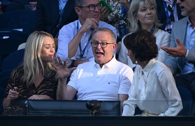 Sport Bilder des Tages TENNIS AUSTRALIAN OPEN, Australian Prime Minister Anthony Albanese is seen prior to the Men?s Singles final between Jannik Sinner of Italy and Daniil Medvedev of Russia on Rod Laver Arena on Day 15 of the 2024 Australian Open at Melbourne Park in Melbourne, Sunday, January 28, 2024. ( NO ARCHIVING, EDITORIAL USE ONLY, NO USE IN BOOKS WITHOUT CONSENT MELBOURNE VICTORIA AUSTRALIA  Copyright: xJAMESxROSSx 20240128001894701689