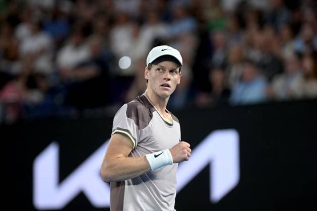 TENNIS AUSTRALIAN OPEN, Jannik Sinner of Italy in action during the Men?s Singles final against Daniil Medvedev of Russia on Rod Laver Arena on Day 15 of the 2024 Australian Open at Melbourne Park in Melbourne, Sunday, January 28, 2024. ( NO ARCHIVING, EDITORIAL USE ONLY, NO USE IN BOOKS WITHOUT CONSENT MELBOURNE VICTORIA AUSTRALIA  Copyright: xJOELxCARRETTx 20240128001894724742