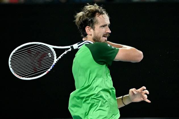 TENNIS AUSTRALIAN OPEN, Daniil Medvedev of Russia in action during the Men?s Singles final against Jannik Sinner of Italy on Rod Laver Arena on Day 15 of the 2024 Australian Open at Melbourne Park in Melbourne, Sunday, January 28, 2024. ( NO ARCHIVING, EDITORIAL USE ONLY, NO USE IN BOOKS WITHOUT CONSENT MELBOURNE VICTORIA AUSTRALIA  Copyright: xJOELxCARRETTx 20240128001894726604