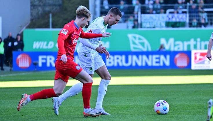 28 01 2024 Soccer Season 2023 2024 2 Soccer Bundesliga 19 Matchday SpVgg Greuther Fürth Kleeblatt KSV Holstein Kiel Störche Sportfoto Zink xwoxzix DFL regulations prohibit any use of photographs as image sequences and or quasi video only for editorial use Finn Porath 8, Holstein Kiel Tim Lemperle 19, SpVgg Greuther Fürth