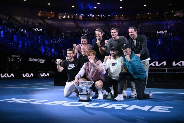 TENNIS AUSTRALIAN OPEN, Jannik Sinner of Italy poses for photographs with his team following his win in the Men?s Singles final against Daniil Medvedev of Russia on Rod Laver Arena on Day 15 of the 2024 Australian Open at Melbourne Park in Melbourne, Sunday, January 28, 2024. ( NO ARCHIVING, EDITORIAL USE ONLY, NO USE IN BOOKS WITHOUT CONSENT MELBOURNE VICTORIA AUSTRALIA  Copyright: xJOELxCARRETTx 20240129001894786382