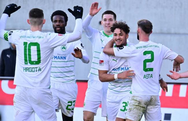28 01 2024 Soccer Season 2023 2024 2 Soccer Bundesliga 19 Matchday SpVgg Greuther Fürth Kleeblatt KSV Holstein Kiel Störche Sportfoto Zink xwoxzix DFL regulations prohibit any use of photographs as image sequences and or quasi video only for editorial use Torjubel Jubel Freude nach Treffer Torschuß zum 1 0 durch Armindo Sieb 30, SpVgg Greuther Fürth