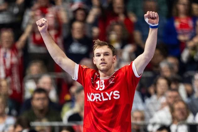 240128 Mathias Gidsel of Denmark celebrates during the EHF European Handball Championship final between Denmark and France on January 28, 2024 in Cologne Photo Ludvig Thunman BILDBYRAN code LT LT0598 handball handboll handballs em 2024 final denmark denmark frankrike ehf european handball championship france day 18 bbeng jubel  Copyright: LUDVIGxTHUNMAN BB240128LT135