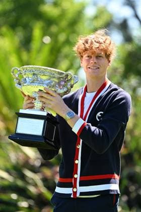 TENNIS AO WINNER PORTRAIT, Jannik Sinner of Italy poses for a photograph with the Norman Brookes Challenge Cup following his win over Daniil Medvedev of Russia in the Men?s Singles Final at the 2024 Australian Open tennis tournament in Melbourne, Monday, January 29, 2024. ( NO ARCHIVING, EDITORIAL USE ONLY, NO USE IN BOOKS WITHOUT CONSENT MELBOURNE VICTORIA AUSTRALIA  Copyright: xJAMESxROSSx 20240129001895053613