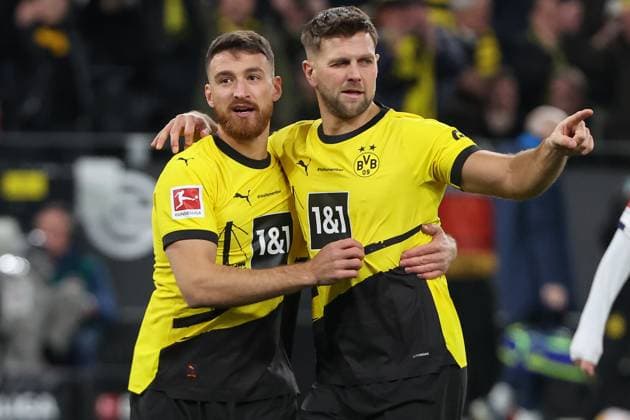 Sport Themen der Woche KW04 Sport Bilder des Tages 1. Bundesliga - Borussia Dortmund - VfL Bochum am 28.01.2024 im Signal Iduna Park in Dortmund Jubel, Torjubel, Torschuetze, Torschütze Niclas Füllkrug Fuellkrug (Dortmund 14) jubelt nach seinem Tor zum 1 zu 0 mit Salih Özcan Oezcan (Dortmund 6) *** 1 Bundesliga Borussia Dortmund VfL Bochum on 28 01 2024 at Signal Iduna Park in Dortmund Cheering, goal celebration, goal scorer, goal scorer Niclas Füllkrug Fuellkrug Dortmund 14 cheers after his goal for 1 to 0 with Salih Özcan Oezcan Dortmund 6 MH