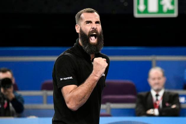 MONTPELLIER, FRANCE - JANUARY 29 : Benoit PAIRE (FRA) celebration during the 1st round of the ATP, Tennis Herren 250 Open Sud de France tournament against Andy MURRAY (GBR) in Montpellier, France on January 29th, 2024. TENNIS : Open Sud de France ATP 250 - 29 01 2024 ValentinaClaret Panoramic 