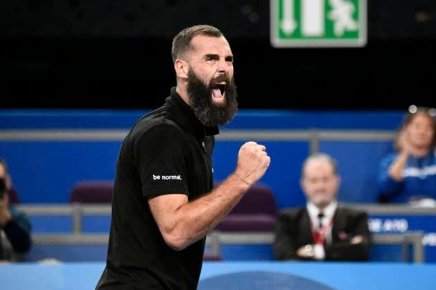 MONTPELLIER, FRANCE - JANUARY 29 : Benoit PAIRE (FRA) celebration during the 1st round of the ATP, Tennis Herren 250 Open Sud de France tournament against Andy MURRAY (GBR) in Montpellier, France on January 29th, 2024. TENNIS : Open Sud de France ATP 250 - 29 01 2024 ValentinaClaret Panoramic 