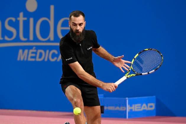 MONTPELLIER, FRANCE - JANUARY 29 : Benoit PAIRE (FRA) during the 1st round of the ATP, Tennis Herren 250 Open Sud de France tournament against Andy MURRAY (GBR) in Montpellier, France on January 29th, 2024. TENNIS : Open Sud de France ATP 250 - 29 01 2024 ValentinaClaret Panoramic 