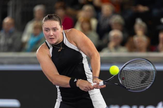 TENNIS - WTA, Tennis Damen Upper Austria Ladies Linz LINZ,AUSTRIA,30.JAN.24 - TENNIS - WTA Tour, Upper Austria Ladies Linz. Image shows Jule Niemeier (GER).  GEPAxpictures xGintarexKarpaviciute
