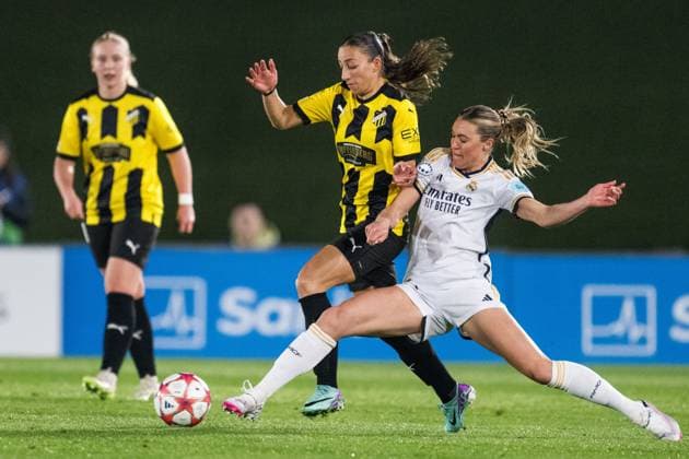 240130 Rusul Rosa Kafaji of Häcken and Freja Olofsson of Real Madrid during the UEFA Women s Champions League football match between Real Madrid and Häcken on January 30, 2024 in Madrid Photo Mathias Bergeld BILDBYRAN code MB MB0845 fotboll football soccer fotball champions league real madrid häcken dam bbeng women kvinner  Copyright: MATHIASxBERGELD BB240130MB029