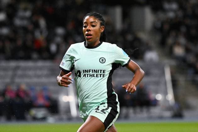 Ashley Lawrence ( 12 - Chelsea ) during the UEFA Women s Champions League match between PFC and Chelsea at Stade Charlety on January 30, 2024 in Paris, France. ( Photo by federico pestellini panoramic ) - FOOTBALL : PFC vs Chelsea - Ligue des Champions Feminine - 30 01 2024 FedericoPestellini Panoramic 