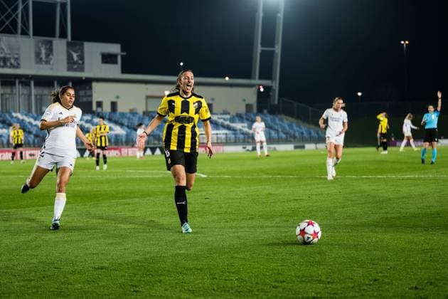 240130 Rusul Rosa Kafaji of Häcken reacts during the UEFA Women s Champions League football match between Real Madrid and Häcken on January 30, 2024 in Madrid Photo Mathias Bergeld BILDBYRAN code MB MB0845 fotboll football soccer fotball champions league real madrid häcken dam bbeng women kvinner  Copyright: MATHIASxBERGELD BB240130MB035