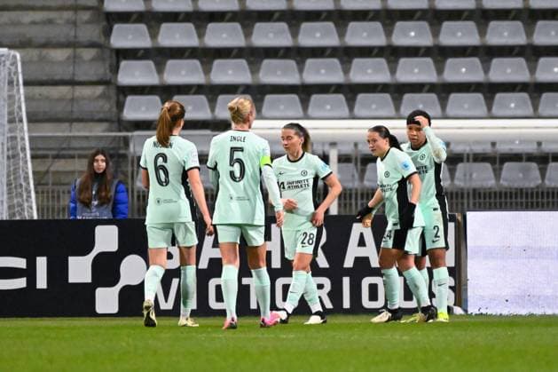 Mia Fishel ( 2 - Chelsea ) celebrates with teammates during the UEFA Women s Champions League match between PFC and Chelsea at Stade Charlety on January 30, 2024 in Paris, France. ( Photo by federico pestellini panoramic ) - FOOTBALL : PFC vs Chelsea - Ligue des Champions Feminine - 30 01 2024 FedericoPestellini Panoramic 