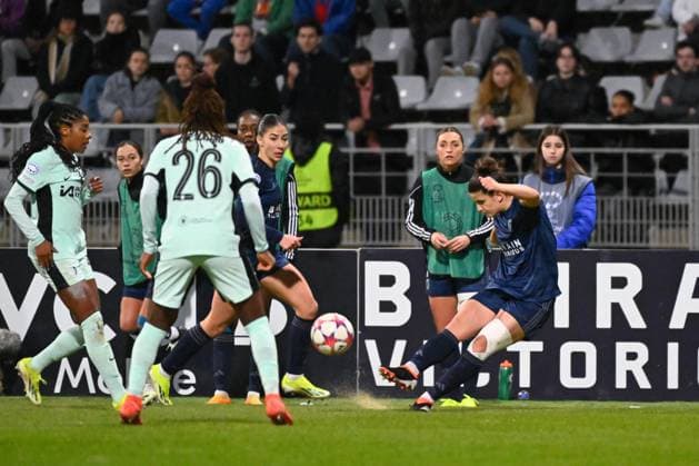 Mathilde BOURDIEU ( 9 - PFC ) during the UEFA Women s Champions League match between PFC and Chelsea at Stade Charlety on January 30, 2024 in Paris, France. ( Photo by federico pestellini panoramic ) - FOOTBALL : PFC vs Chelsea - Ligue des Champions Feminine - 30 01 2024 FedericoPestellini Panoramic 