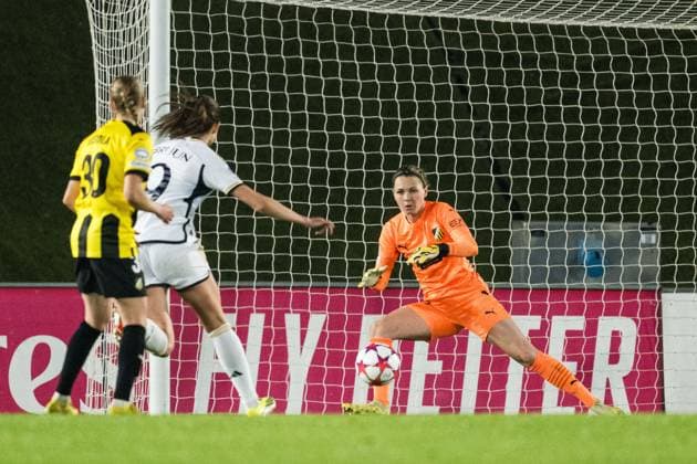 240130 Goalkeeper Jennifer Falk of Häcken during the UEFA Women s Champions League football match between Real Madrid and Häcken on January 30, 2024 in Madrid Photo Mathias Bergeld BILDBYRAN kod MB MB0845 fotboll soccer fotball champions league real madrid häcken dam bbeng women kvinner  Copyright: MATHIASxBERGELD BB240130MB060