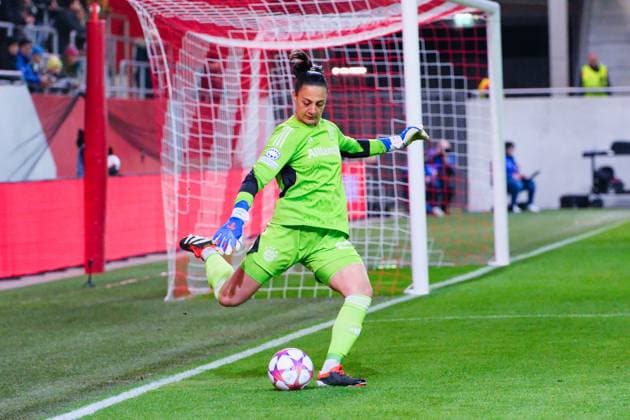 Maria Luisa Grohs 22, FC Bayern Munich shooting, single image, cropped image, FC Bayern Munich v Paris Saint Germain, Football, UEFA Women s Champions League 2023 2024, Matchday 6 on 30 01 2024 in Munich, FC Bayern Campus Bayern Germany