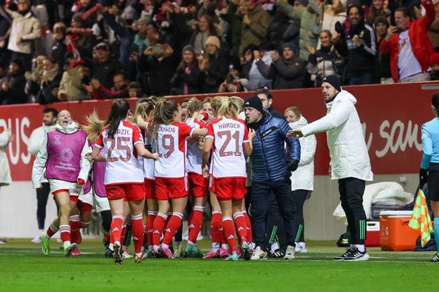 Celebration after the 1 0 by Giulia Gwinn FC Bayern Muenchen, 07 , FC Bayern Muenchen vs Paris St Germain, Football UEFA Women s Champions League, Group Round 6 Matchday, Season 23 24, 30 01 2024 FC Bayern Muenchen vs Paris St Germain, Football UEFA Women s Champions League, Group Round 6 Matchday, Season 23 24, 30 01 2024 Muenchen Copyright: xEibner-Pressefoto JennixMaulx EP_JML