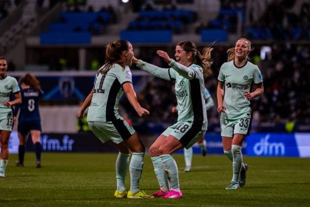 Maren Mjelde (18 Chelsea) and Guro Reiten (11 Chelsea) celebrating after scoring during the UEFA Women?s Champions League game between Paris FC and Chelsea FC at Stade Charlety in Paris, France. (Pauline FIGUET SPP) Copyright: xPaulinexFIGUETx xSPPx spp-en-PaFiSp-PF_PFCvCFC140